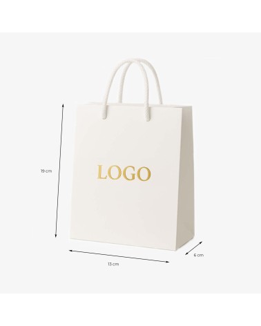 Sac cadeau blanc petit personnalisé doré à chaud, idéal pour bijoux et cosmétiques