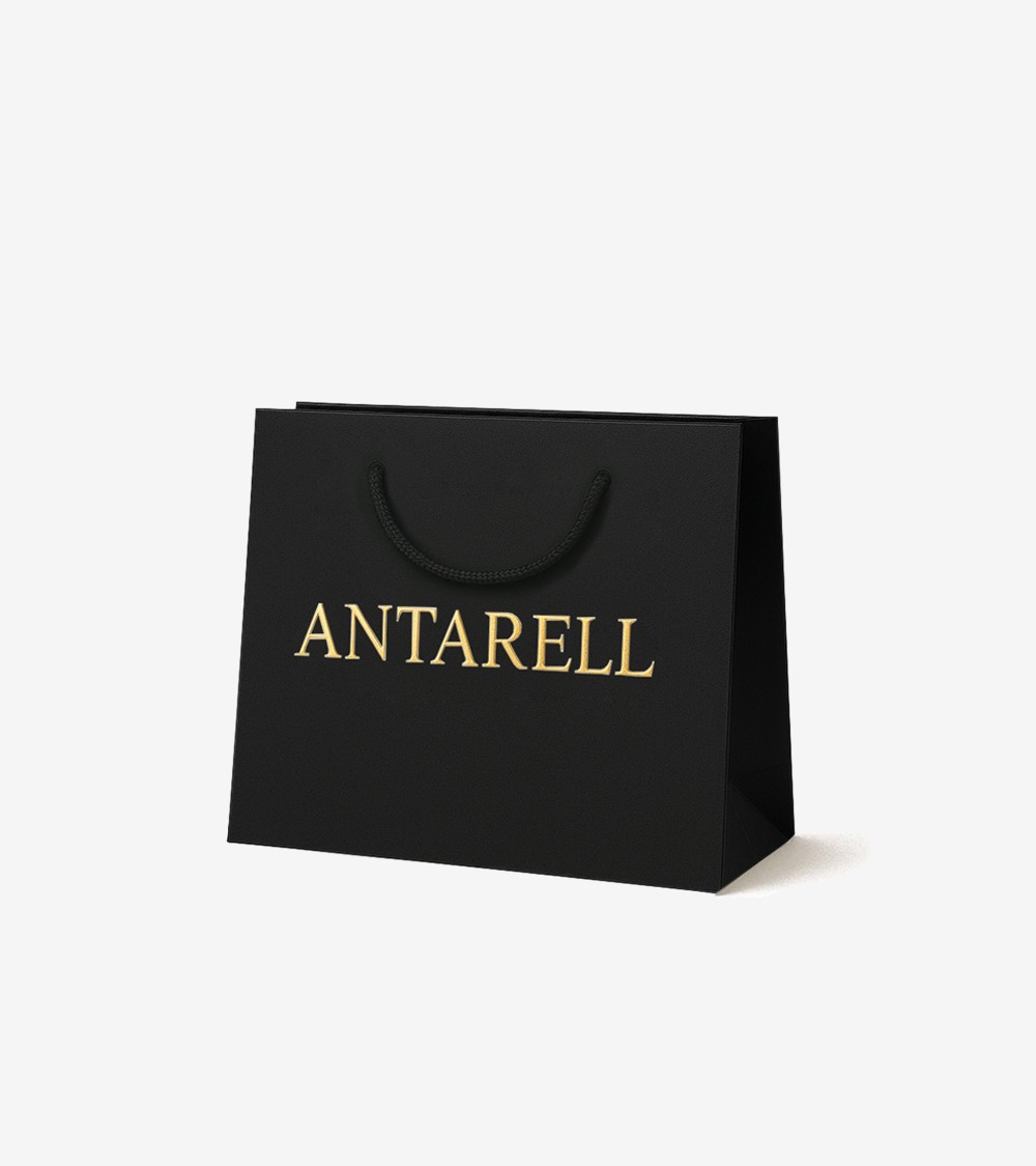 Sacs papier personnalisés noir grand format horizontal Antarell avec marquage doré à chaud intemporel