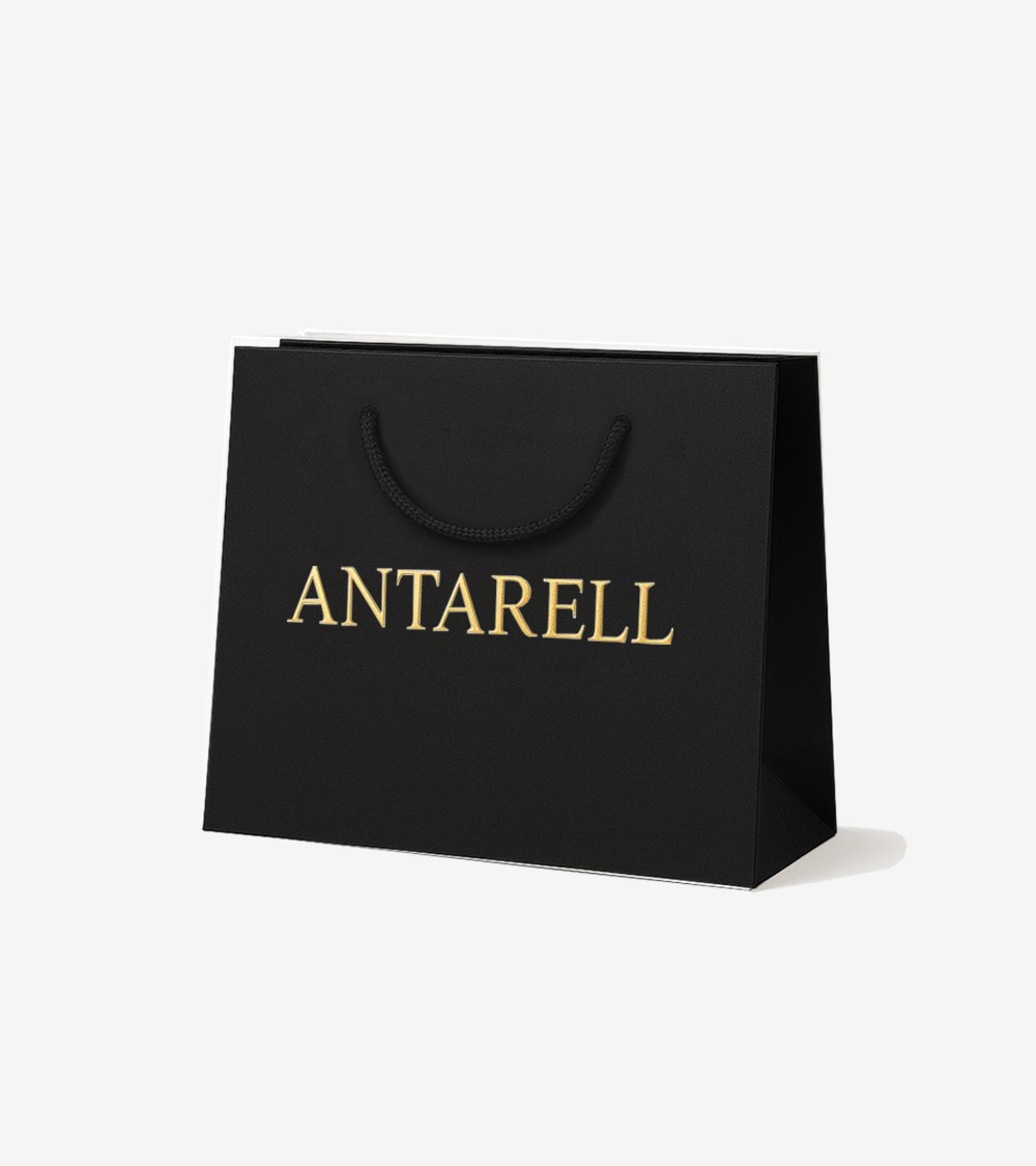 Sacs papier personnalisés luxe noir horizontal grand format avec marquage à chaud or, poignées cordon tressé, made in France